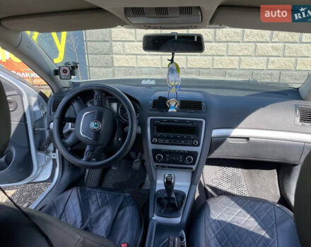 Серый Шкода Октавия, объемом двигателя 1.97 л и пробегом 314 тыс. км за 7750 $, фото 9 на Automoto.ua
