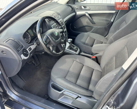 Сірий Шкода Октавія, об'ємом двигуна 1.8 л та пробігом 173 тис. км за 9350 $, фото 19 на Automoto.ua