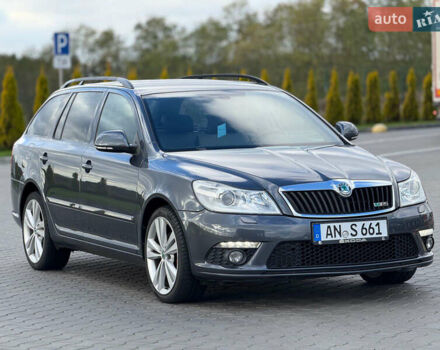Серый Шкода Октавия, объемом двигателя 2 л и пробегом 270 тыс. км за 11000 $, фото 6 на Automoto.ua