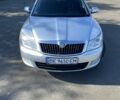 Серый Шкода Октавия, объемом двигателя 1.6 л и пробегом 326 тыс. км за 8203 $, фото 1 на Automoto.ua