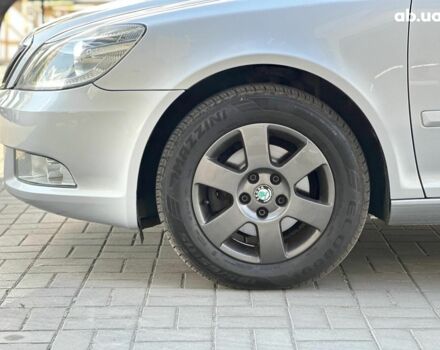 Серый Шкода Октавия, объемом двигателя 1.6 л и пробегом 227 тыс. км за 8980 $, фото 10 на Automoto.ua