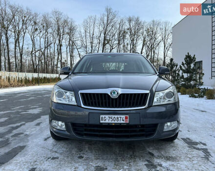 Серый Шкода Октавия, объемом двигателя 2 л и пробегом 191 тыс. км за 11850 $, фото 3 на Automoto.ua