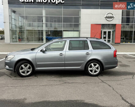 Серый Шкода Октавия, объемом двигателя 1.6 л и пробегом 213 тыс. км за 8750 $, фото 3 на Automoto.ua