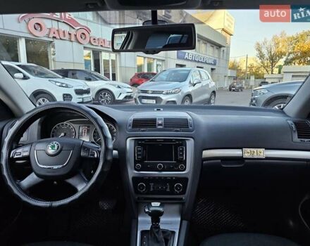 Шкода Октавия 2012 в Одессе на Automoto.ua Серый Шкода Октавия, объемом двигателя 1.97 л и пробегом 274 тыс. км за 9700 $, фото 21 на Automoto.ua