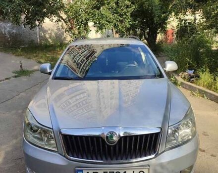 Серый Шкода Октавия, объемом двигателя 1.6 л и пробегом 192 тыс. км за 8390 $, фото 2 на Automoto.ua