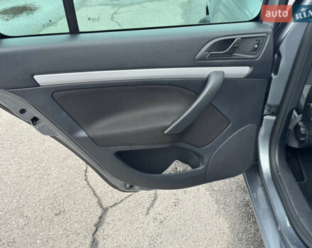 Серый Шкода Октавия, объемом двигателя 1.6 л и пробегом 213 тыс. км за 8750 $, фото 22 на Automoto.ua