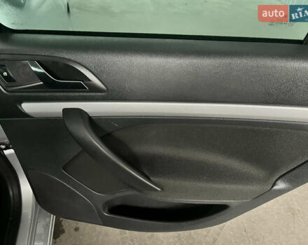 Серый Шкода Октавия, объемом двигателя 1.6 л и пробегом 214 тыс. км за 9300 $, фото 49 на Automoto.ua