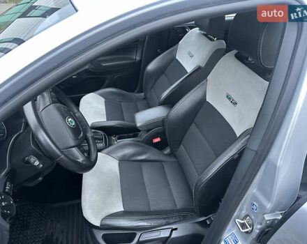 Серый Шкода Октавия, объемом двигателя 1.97 л и пробегом 282 тыс. км за 11700 $, фото 62 на Automoto.ua