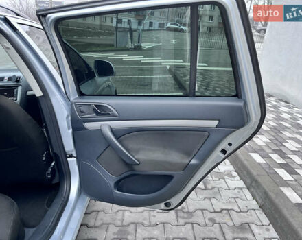 Серый Шкода Октавия, объемом двигателя 1.8 л и пробегом 217 тыс. км за 9500 $, фото 19 на Automoto.ua