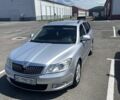 Сірий Шкода Октавія, об'ємом двигуна 2 л та пробігом 400 тис. км за 7000 $, фото 1 на Automoto.ua