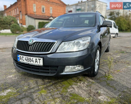 Шкода Октавия 2012 в Владимир-Волынский на Automoto.ua Серый Шкода Октавия, объемом двигателя 1.97 л и пробегом 161 тыс. км за 8900 $, фото 2 на Automoto.ua