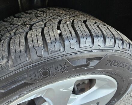 Серый Шкода Октавия, объемом двигателя 2 л и пробегом 274 тыс. км за 9700 $, фото 7 на Automoto.ua