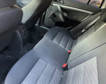 Сірий Шкода Октавія, об'ємом двигуна 1.6 л та пробігом 251 тис. км за 7300 $, фото 5 на Automoto.ua