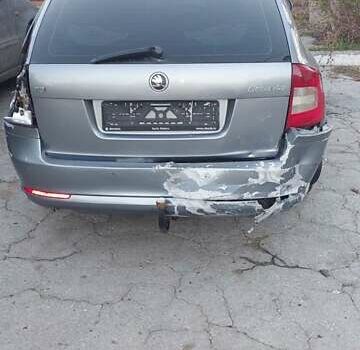 Серый Шкода Октавия, объемом двигателя 1.6 л и пробегом 350 тыс. км за 4200 $, фото 9 на Automoto.ua