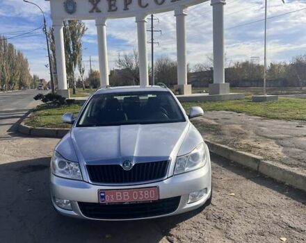 Серый Шкода Октавия, объемом двигателя 1.6 л и пробегом 252 тыс. км за 8950 $, фото 2 на Automoto.ua