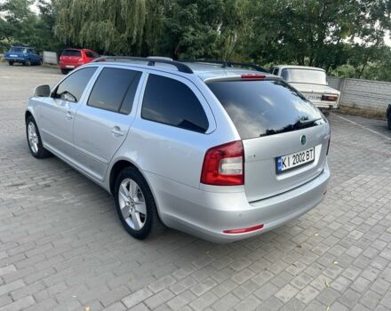 Сірий Шкода Октавія, об'ємом двигуна 2 л та пробігом 280 тис. км за 8000 $, фото 9 на Automoto.ua