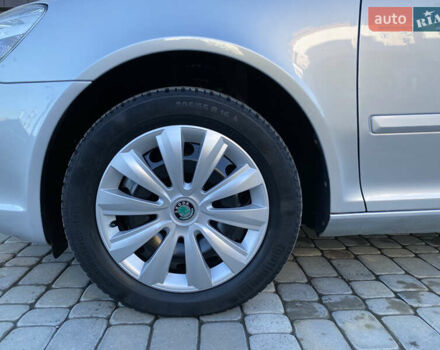 Серый Шкода Октавия, объемом двигателя 1.6 л и пробегом 225 тыс. км за 7999 $, фото 33 на Automoto.ua