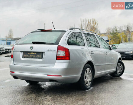 Сірий Шкода Октавія, об'ємом двигуна 1.39 л та пробігом 201 тис. км за 8200 $, фото 1 на Automoto.ua