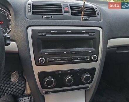 Серый Шкода Октавия, объемом двигателя 1.8 л и пробегом 285 тыс. км за 9100 $, фото 10 на Automoto.ua