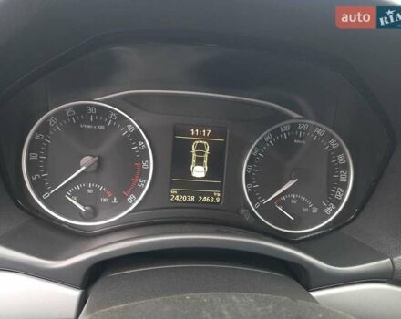 Сірий Шкода Октавія, об'ємом двигуна 1.6 л та пробігом 242 тис. км за 9750 $, фото 25 на Automoto.ua