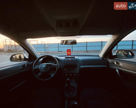 Сірий Шкода Октавія, об'ємом двигуна 1.6 л та пробігом 180 тис. км за 7300 $, фото 33 на Automoto.ua