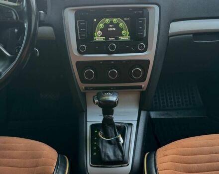 Серый Шкода Октавия, объемом двигателя 1.6 л и пробегом 295 тыс. км за 7500 $, фото 6 на Automoto.ua