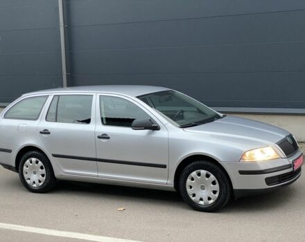 Шкода Октавия 2012 в Киеве на Automoto.ua Серый Шкода Октавия, объемом двигателя 1.6 л и пробегом 184 тыс. км за 6999 $, фото 5 на Automoto.ua