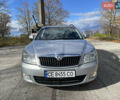 Шкода Октавія 2012 у Кельменцах на Automoto.ua Сірий Шкода Октавія, об'ємом двигуна 1.99 л та пробігом 305 тис. км за 6800 $, фото 10 на Automoto.ua