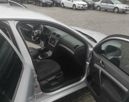 Серый Шкода Октавия, объемом двигателя 1.6 л и пробегом 358 тыс. км за 9000 $, фото 8 на Automoto.ua