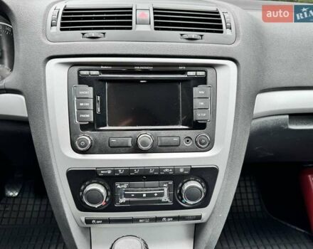 Шкода Октавия 2012 в Житомире на Automoto.ua Серый Шкода Октавия, объемом двигателя 1.6 л и пробегом 210 тыс. км за 8400 $, фото 18 на Automoto.ua