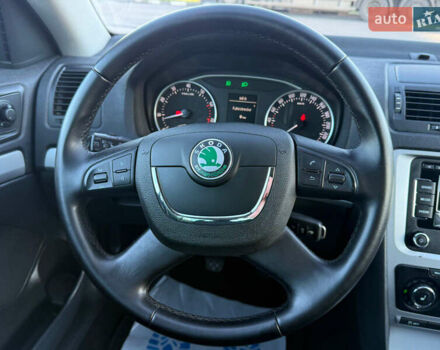 Серый Шкода Октавия, объемом двигателя 0 л и пробегом 147 тыс. км за 8499 $, фото 32 на Automoto.ua