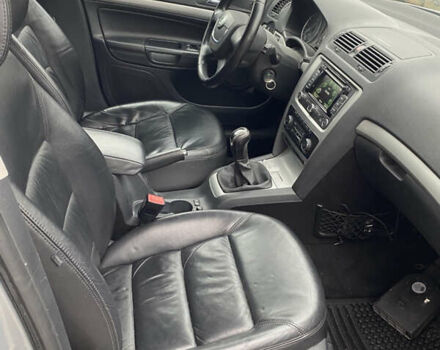 Серый Шкода Октавия, объемом двигателя 1.6 л и пробегом 230 тыс. км за 8500 $, фото 12 на Automoto.ua