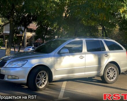 Серый Шкода Октавия, объемом двигателя 2 л и пробегом 369 тыс. км за 7900 $, фото 3 на Automoto.ua