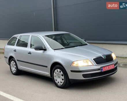 Серый Шкода Октавия, объемом двигателя 1.6 л и пробегом 184 тыс. км за 6999 $, фото 5 на Automoto.ua