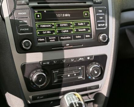 Шкода Октавия 2012 в Ужгороде на Automoto.ua Серый Шкода Октавия, объемом двигателя 1.6 л и пробегом 286 тыс. км за 8350 $, фото 18 на Automoto.ua