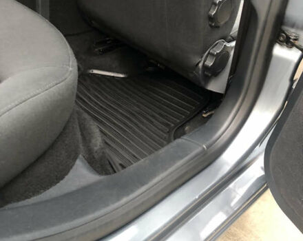 Серый Шкода Октавия, объемом двигателя 1.97 л и пробегом 247 тыс. км за 8700 $, фото 16 на Automoto.ua