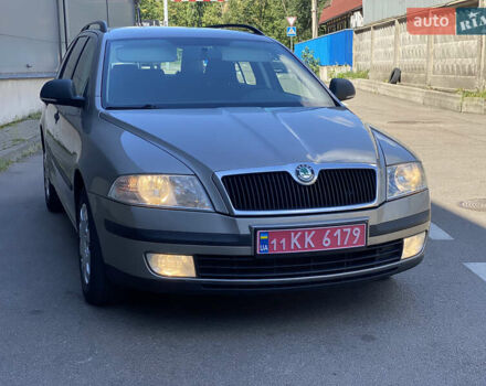 Серый Шкода Октавия, объемом двигателя 1.6 л и пробегом 215 тыс. км за 7500 $, фото 4 на Automoto.ua