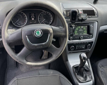 Серый Шкода Октавия, объемом двигателя 1.6 л и пробегом 308 тыс. км за 9700 $, фото 11 на Automoto.ua