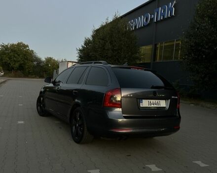 Серый Шкода Октавия, объемом двигателя 2 л и пробегом 300 тыс. км за 10999 $, фото 5 на Automoto.ua