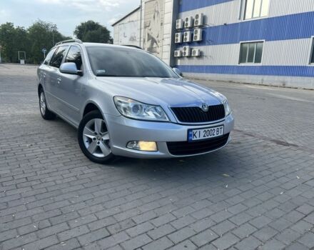 Сірий Шкода Октавія, об'ємом двигуна 2 л та пробігом 280 тис. км за 8000 $, фото 2 на Automoto.ua