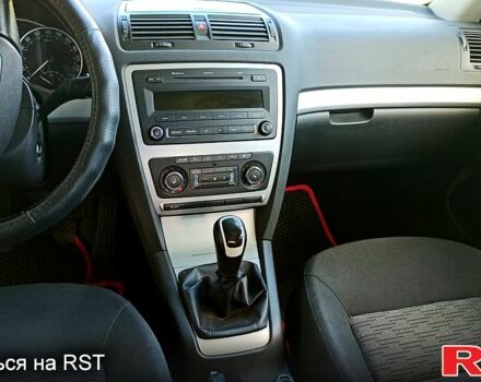 Серый Шкода Октавия, объемом двигателя 1.8 л и пробегом 230 тыс. км за 9200 $, фото 12 на Automoto.ua