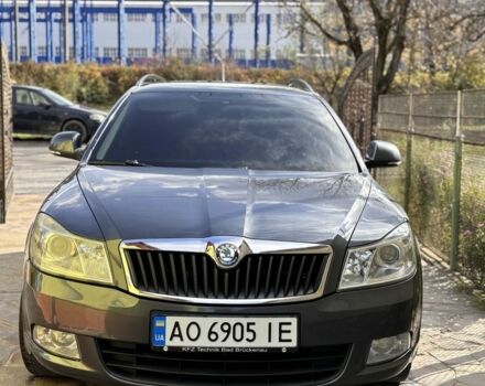 Шкода Октавия 2012 в Ужгороде на Automoto.ua Серый Шкода Октавия, объемом двигателя 1.6 л и пробегом 286 тыс. км за 8350 $, фото 2 на Automoto.ua