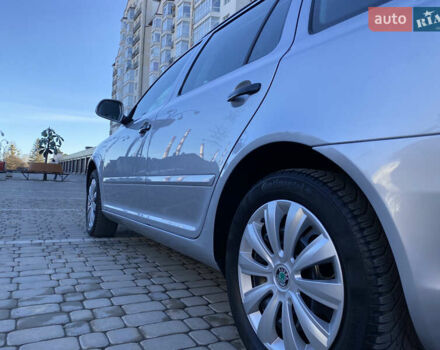 Серый Шкода Октавия, объемом двигателя 1.6 л и пробегом 225 тыс. км за 7999 $, фото 9 на Automoto.ua