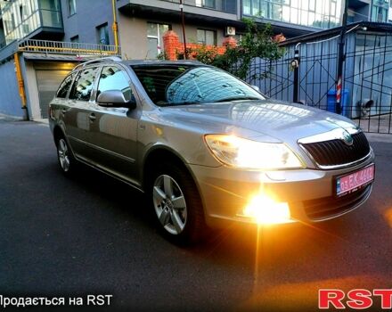 Серый Шкода Октавия, объемом двигателя 1.8 л и пробегом 176 тыс. км за 7600 $, фото 9 на Automoto.ua