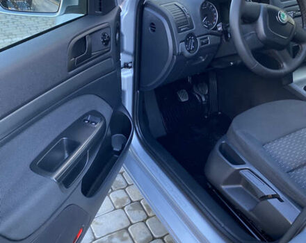 Серый Шкода Октавия, объемом двигателя 1.6 л и пробегом 225 тыс. км за 7999 $, фото 54 на Automoto.ua