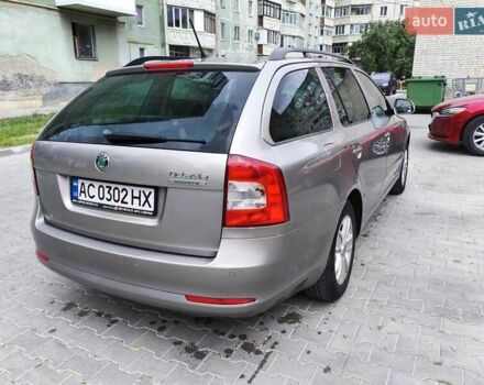 Серый Шкода Октавия, объемом двигателя 1.6 л и пробегом 239 тыс. км за 8650 $, фото 2 на Automoto.ua