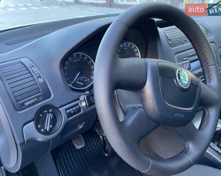 Серый Шкода Октавия, объемом двигателя 1.6 л и пробегом 225 тыс. км за 7999 $, фото 56 на Automoto.ua