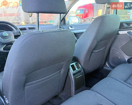 Серый Шкода Октавия, объемом двигателя 0 л и пробегом 147 тыс. км за 8499 $, фото 66 на Automoto.ua