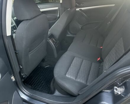 Серый Шкода Октавия, объемом двигателя 1.6 л и пробегом 269 тыс. км за 6900 $, фото 5 на Automoto.ua