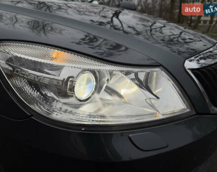 Сірий Шкода Октавія, об'ємом двигуна 1.6 л та пробігом 287 тис. км за 10000 $, фото 26 на Automoto.ua